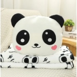 Verliebter Plüsch-Panda mit Decke auf einem Sofa